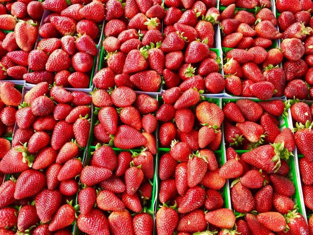 https://eadn-wc02-3894996.nxedge.io/wp-content/uploads/2017/04/strawberries-1-1024x768.jpg