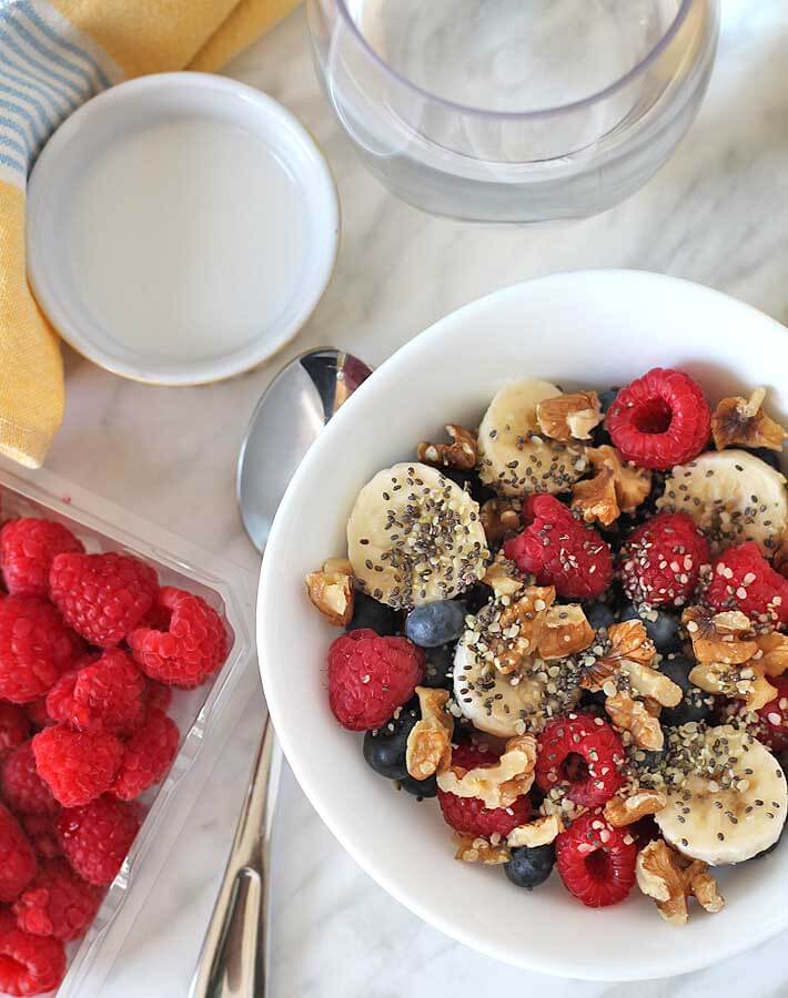 vegan berry coconut breakfast bowl