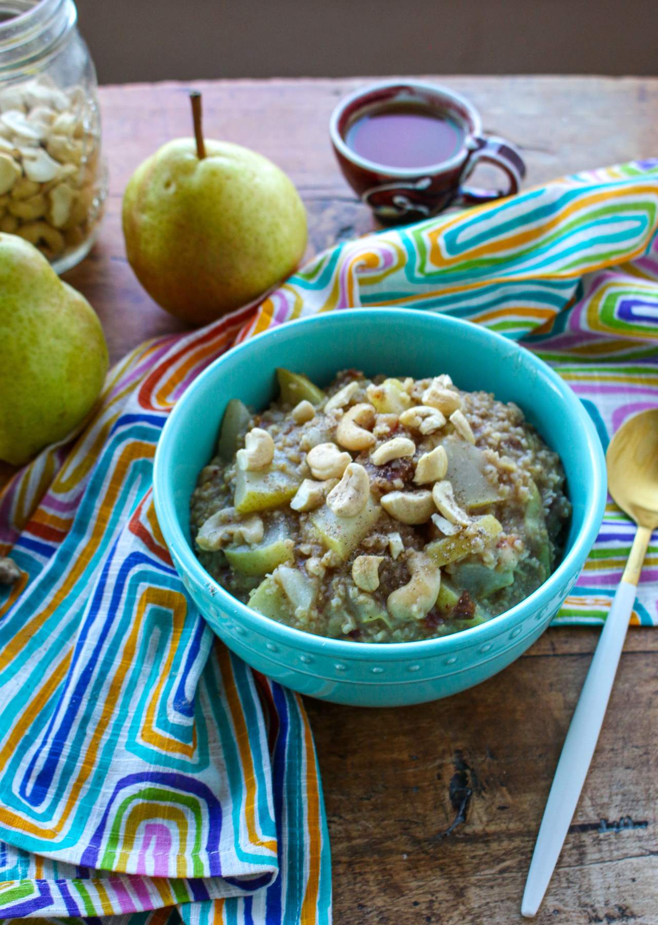 Metal Reduce Oats with Pears, Ginger and Dates
